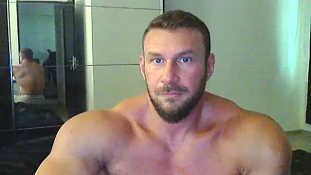 muscularkevin online show from September 15, 1:34 pm