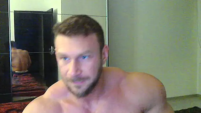 muscularkevin online show from December 24, 2:54 pm