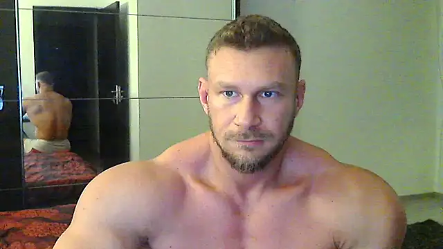 muscularkevin online show from December 10, 2:28 pm