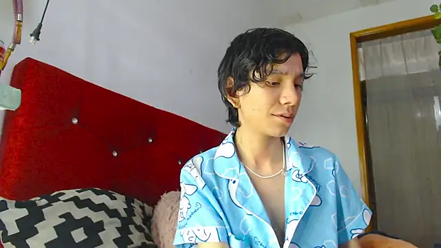 LAICK 01 online show from April 7, 7:41 am