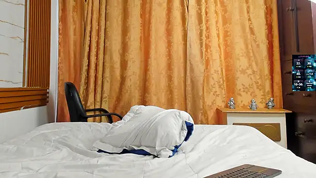 ChoreyTaiylor online show from November 27, 5:49 pm