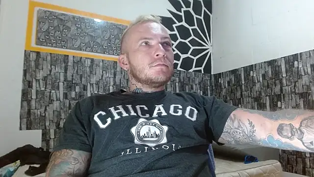 stripnolimits online show from December 22, 10:29 pm