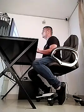 starplss online show from October 11, 9:30 pm