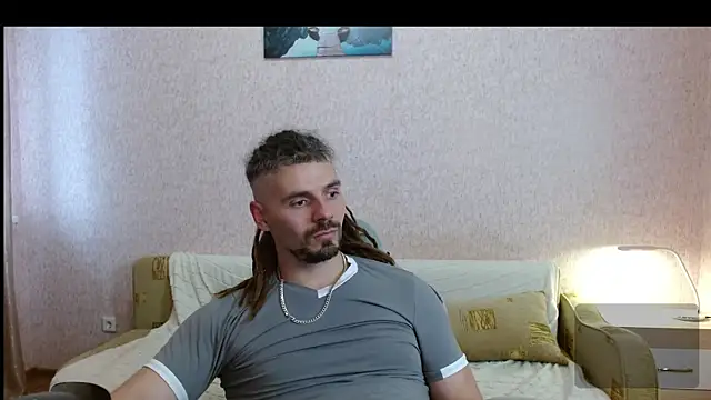 Aestheticguy101 online show from July 26, 1:19 pm