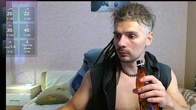 Aestheticguy101 online show from September 21, 1:33 pm