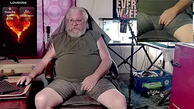 countrydomdaddy online show from August 7, 10:16 pm