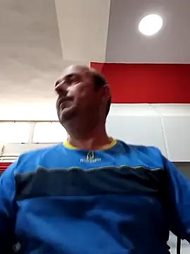 Hot-pico76 online show from April 29, 9:58 am