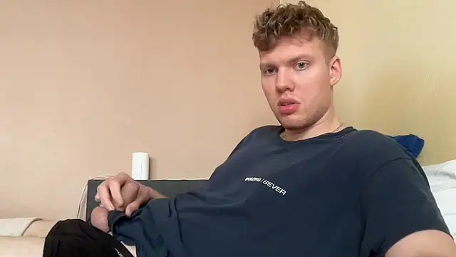 sexybooii6968 online show from February 11, 2:00 pm