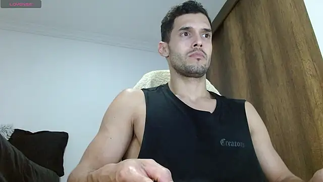 Noah jhonsonn online show from March 7, 4:23 am