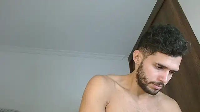 Noah jhonsonn online show from January 14, 11:31 am