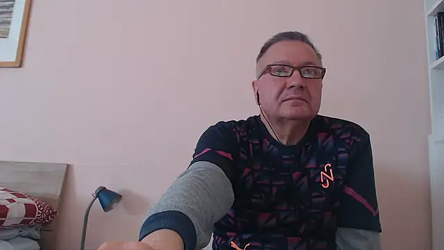 YOU6me online show from October 10, 9:36 am