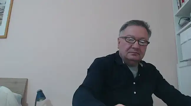 YOU6me online show from December 22, 2:27 pm