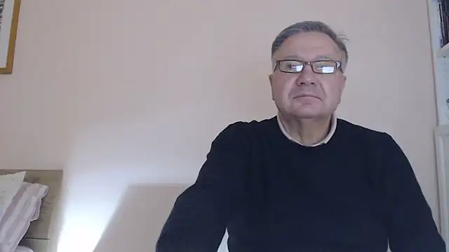 YOU6me online show from November 19, 4:40 pm