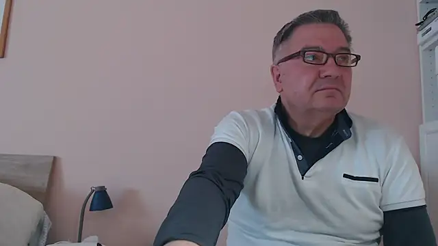 YOU6me online show from February 16, 8:21 am