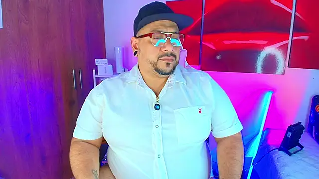 jacoob woods online show from September 18, 3:47 pm