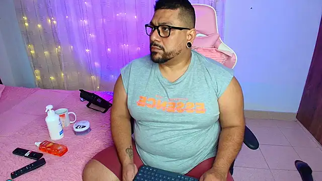 jacoob woods online show from February 19, 10:31 pm