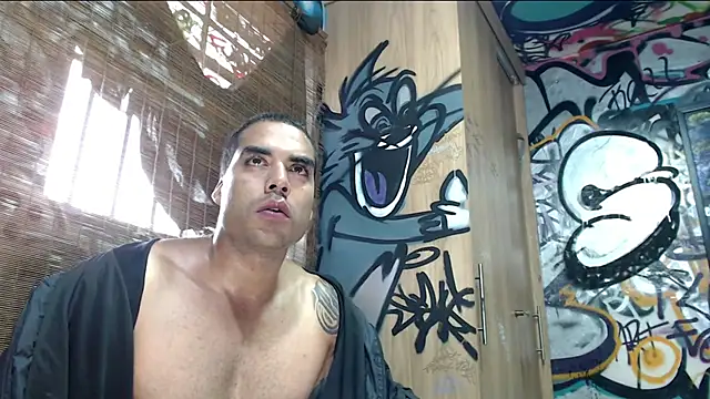 Justin Frank online show from July 19, 11:00 pm