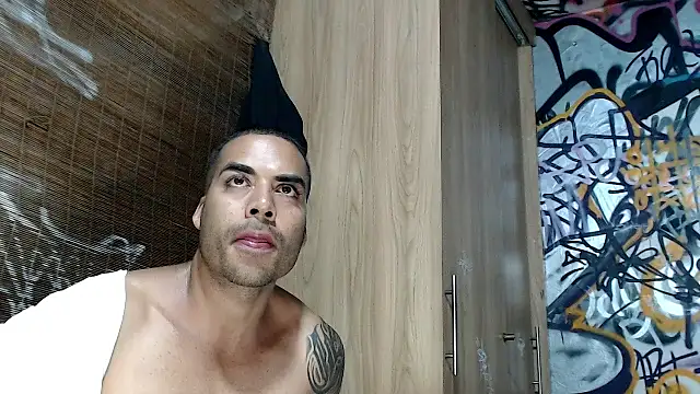 Justin Frank online show from November 24, 11:28 pm