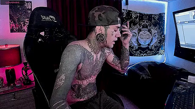 josh  ackerman online show from December 27, 11:10 pm