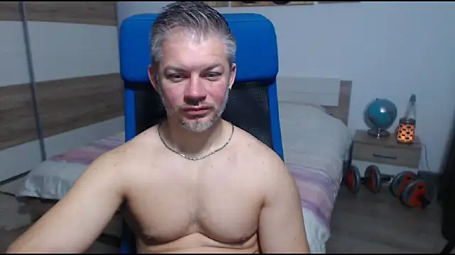 RobbyShawz online show from November 17, 5:10 am