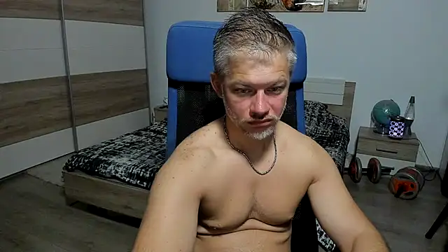 RobbyShawz online show from July 6, 5:15 am