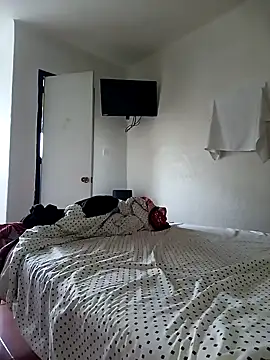 Latinopervs online show from February 3, 2:02 pm