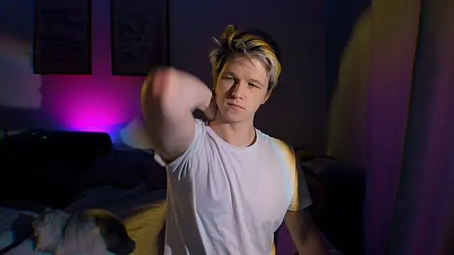 Breston Sweet online show from September 23, 7:57 pm