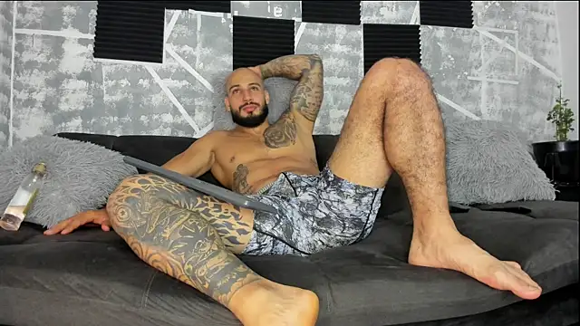 leonidas 18k online show from May 22, 3:44 am