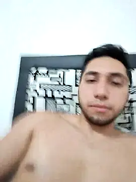 Snapshot of Miguelgel578 chatting on September 23, 3:50 am Miguelgel578 online show from September 23, 3:50 am