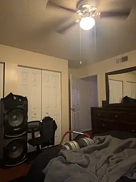 Darryl1970 online show from October 6, 3:17 pm