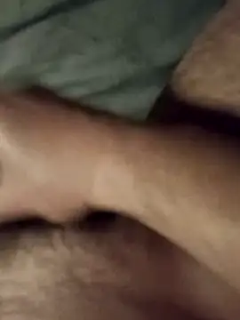 flymetothemoon1986 online show from February 21, 5:14 pm