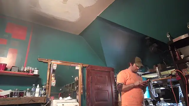 charactrzero online show from April 3, 9:22 pm