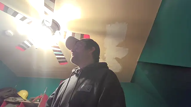 charactrzero online show from February 1, 2:43 am