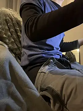 simoninside25 online show from December 2, 4:54 pm