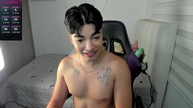 santy7v7 online show from November 11, 1:38 pm