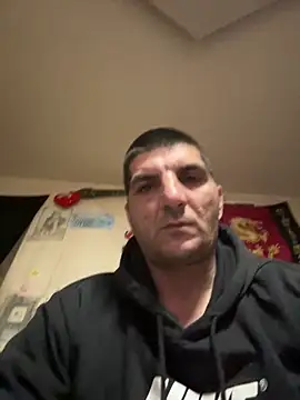 ilievmt84 online show from March 14, 3:52 pm