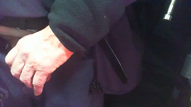 nonnomaturobisex online show from January 9, 6:35 pm