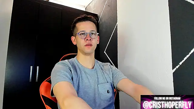 Snapshot of Cris_myster chatting on March 11, 2:07 pm Cris myster online show from March 11, 2:07 pm