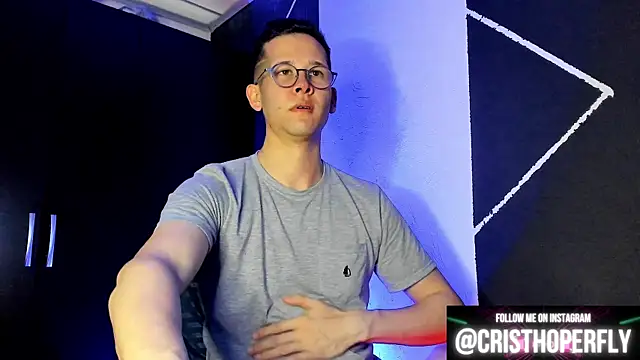 Snapshot of Cris_myster chatting on January 23, 10:54 pm Cris myster online show from January 23, 10:54 pm