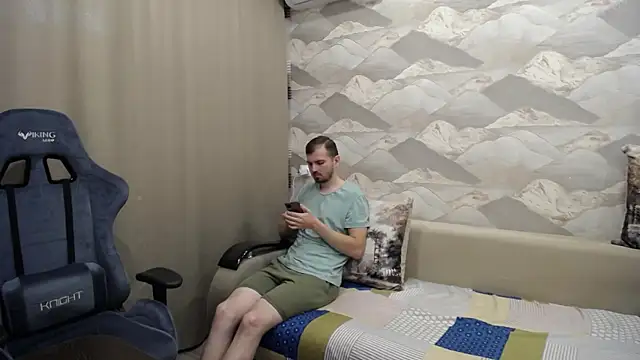 SerzhKorol1 online show from October 5, 8:51 am