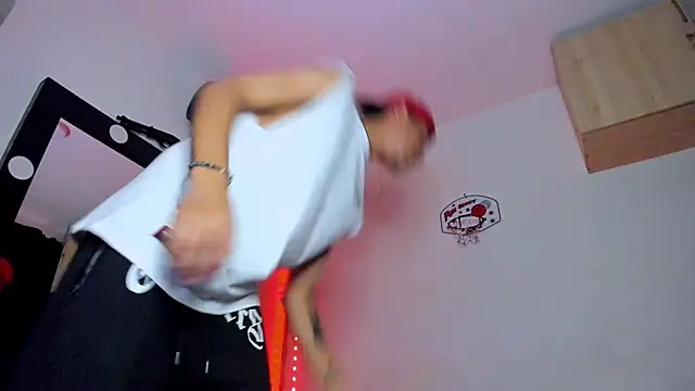 Samuel Suarez online show from January 8, 1:33 am