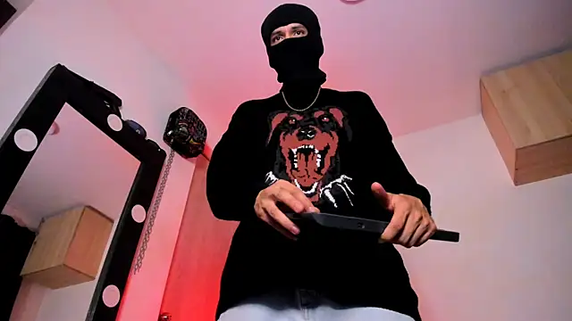 Samuel Suarez online show from September 12, 9:42 am