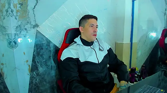 yeckodream online show from November 29, 7:10 am