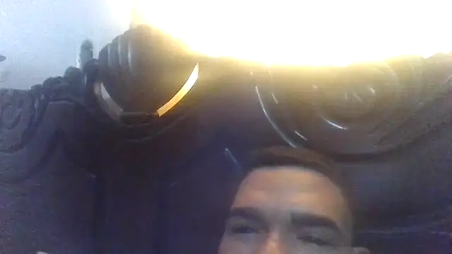 Yeisonvadques26 online show from March 2, 8:27 pm