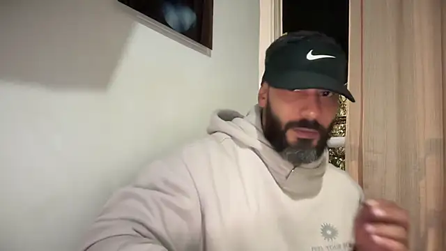 romeolovedark online show from January 9, 3:23 am