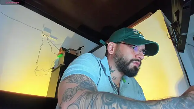 CamiloGray  online show from October 3, 2:11 pm