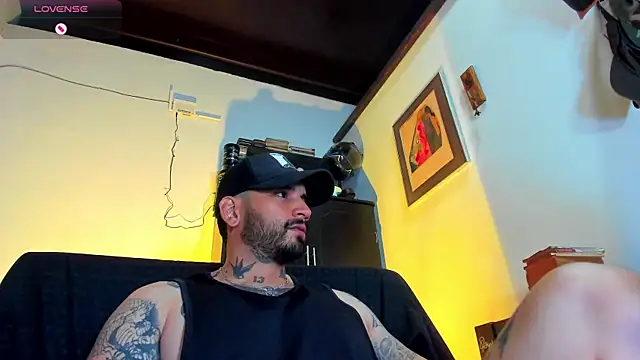 CamiloGray  online show from February 11, 1:20 pm