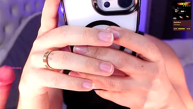 juanes chris online show from October 22, 12:58 am