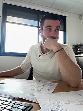 Snapshot of Simon-tem chatting on March 17, 2:58 pm Simon-tem online show from March 17, 2:58 pm