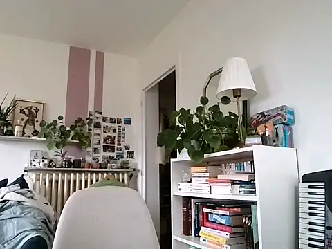 Simon-tem online show from February 27, 1:23 pm